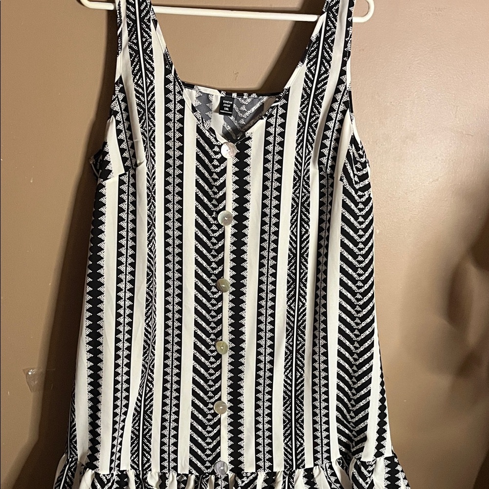 😄Plus size mini dress abstract pattern 1XL
